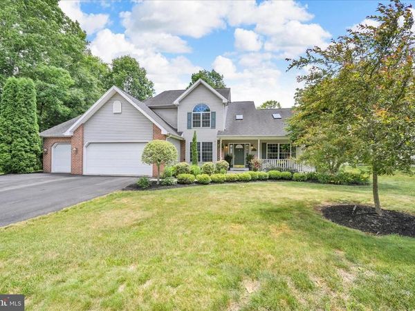 13 TALL OAKS DRIVE , POTTSVILLE, PA 17901