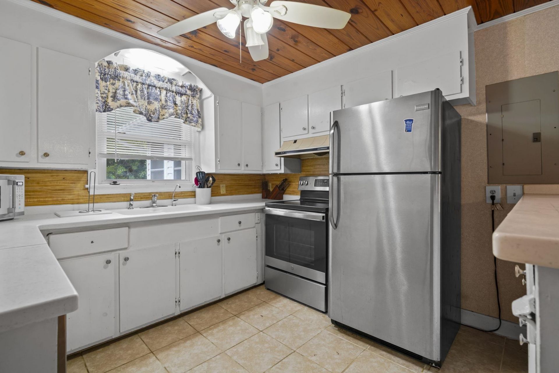132 Calhoun Dr. Photo 11