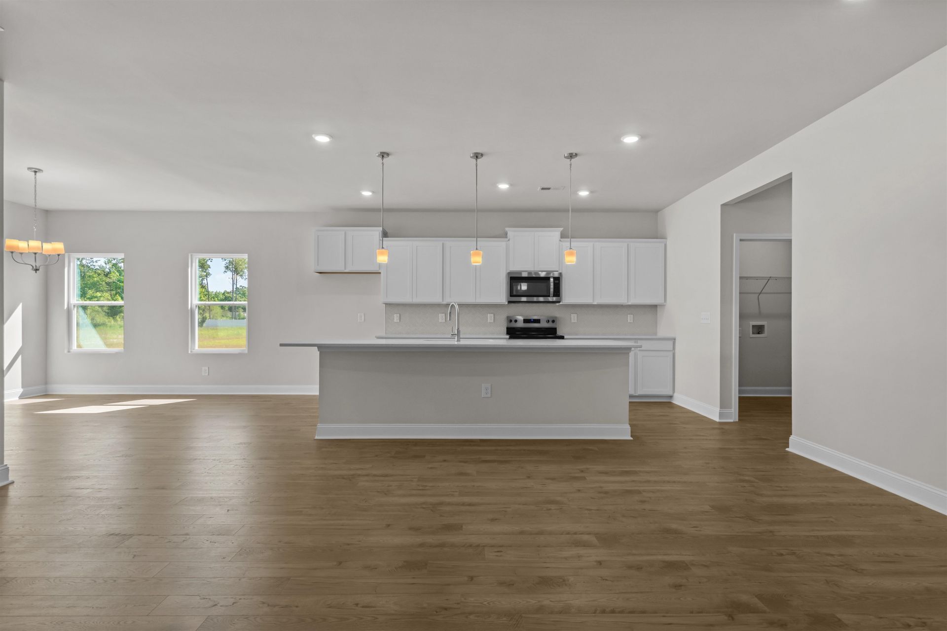 160 Furnies Place  Photo 17