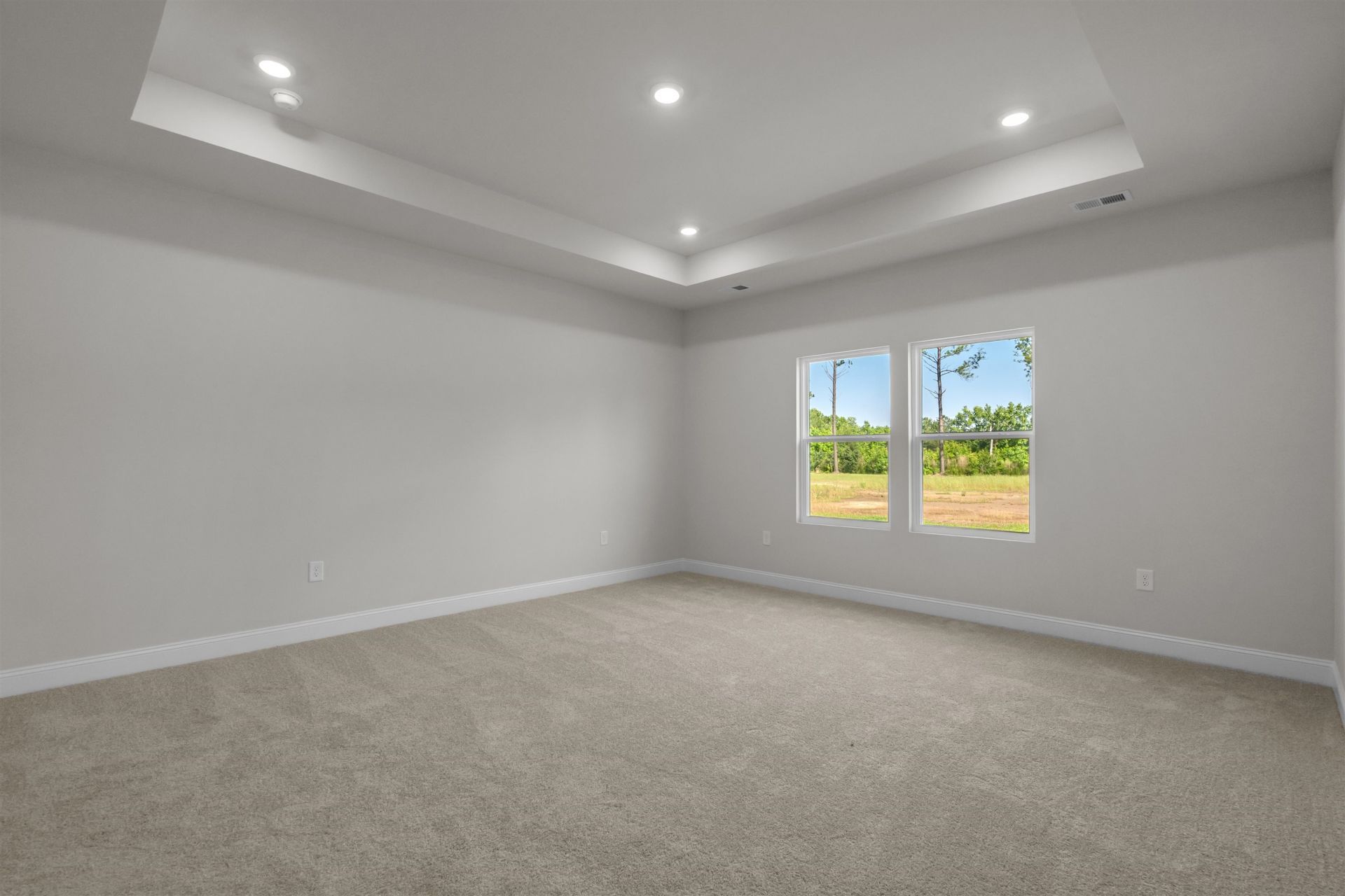 160 Furnies Place  Photo 22