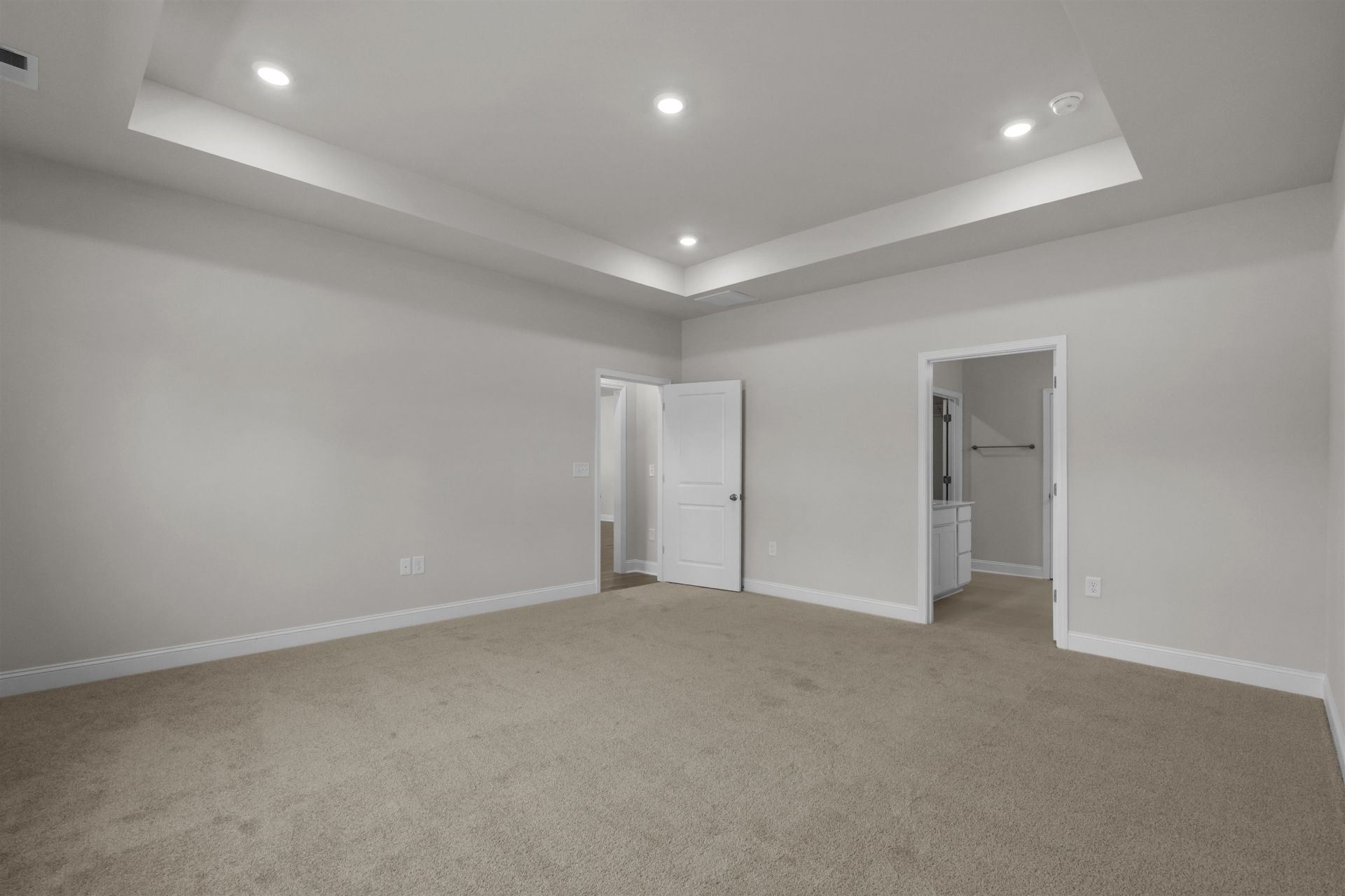 160 Furnies Place  Photo 23