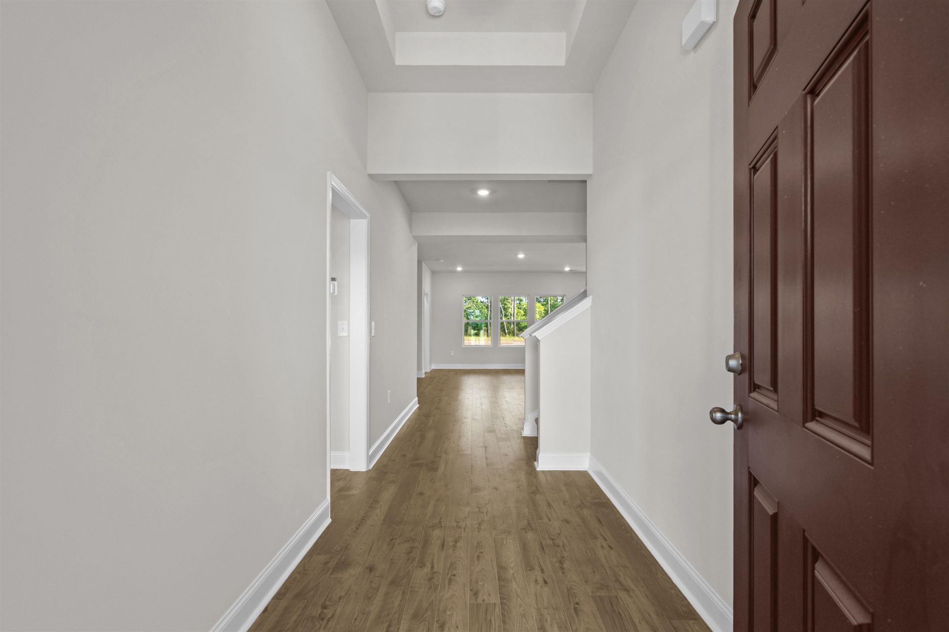 160 Furnies Place  Photo 9