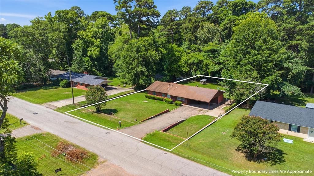 801 Stewart Street, Longview, TX 75604 Main Photo