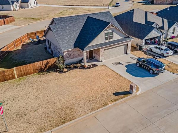 813 Acadia Court, Tolar, TX 76476