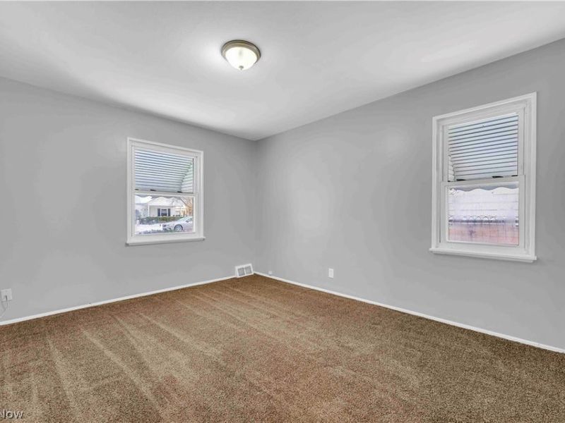 26450 Drakefield Avenue, Euclid, OH 44132 Photo 11