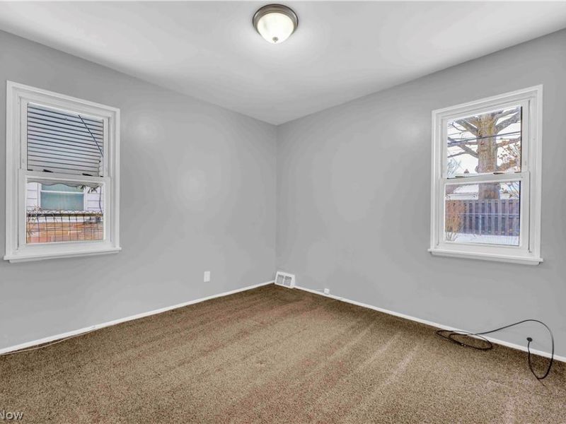 26450 Drakefield Avenue, Euclid, OH 44132 Photo 13