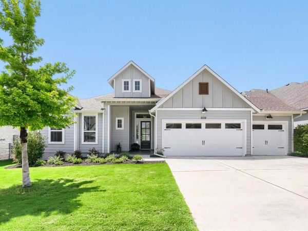 808 Craven Hill LN, Leander, TX 78641