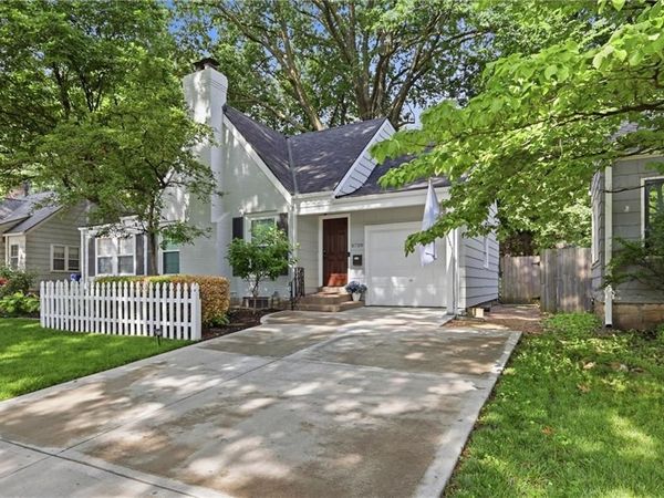 5720 Walmer Street, Mission, KS 66202