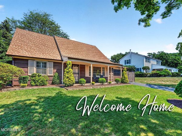 29 Ormont Lane, Aberdeen, NJ 07747