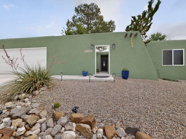 13204 Bellamah Avenue NE, Albuquerque, NM 87112