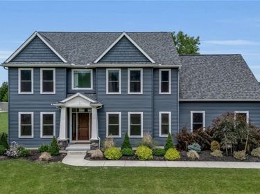 2240 Lapham Road , East Aurora, NY 14052