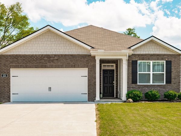 123 Saddle Horse Ln , Murfreesboro, TN 37129