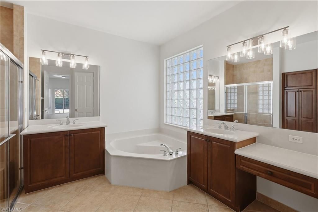 2009 Isla De Palma Cir, Naples, FL 34119 Photo