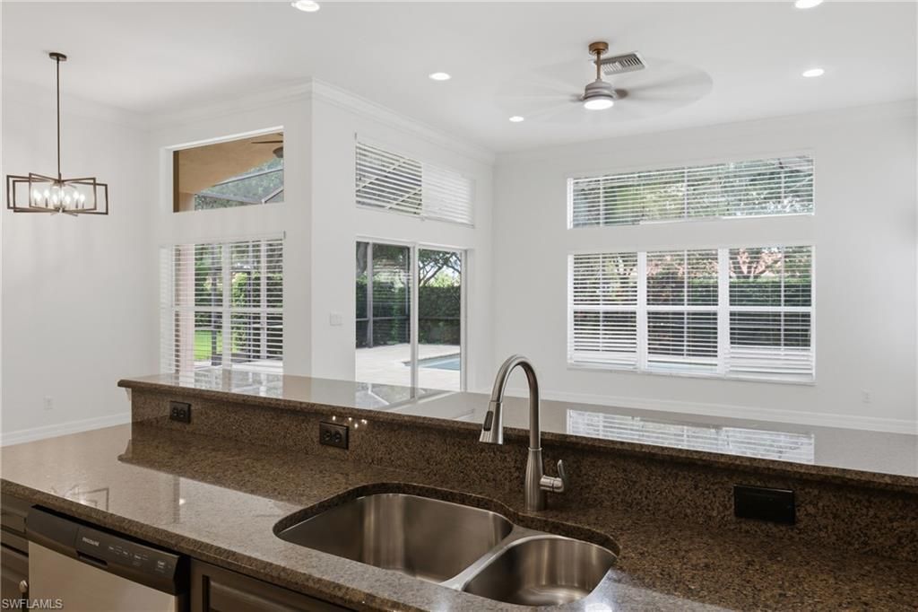 2009 Isla De Palma Cir, Naples, FL 34119 Photo