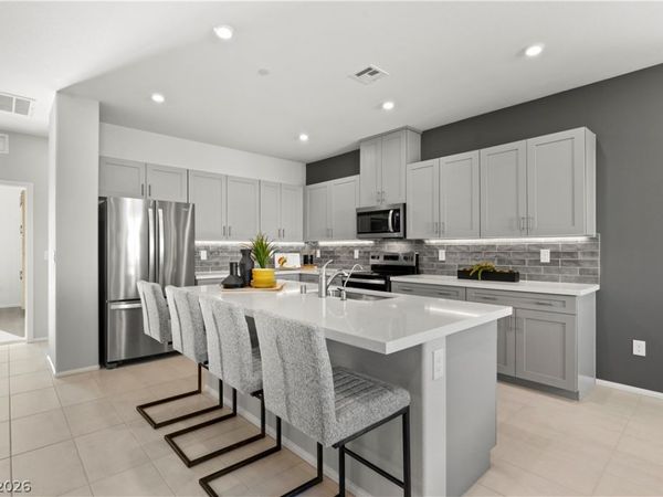 5639 Amethyst Valley Street , Las Vegas, NV 89118