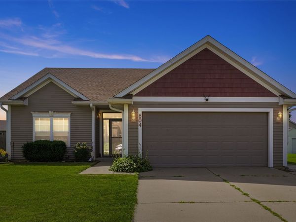 804 SE Dovetail Road, Grimes, IA 50111