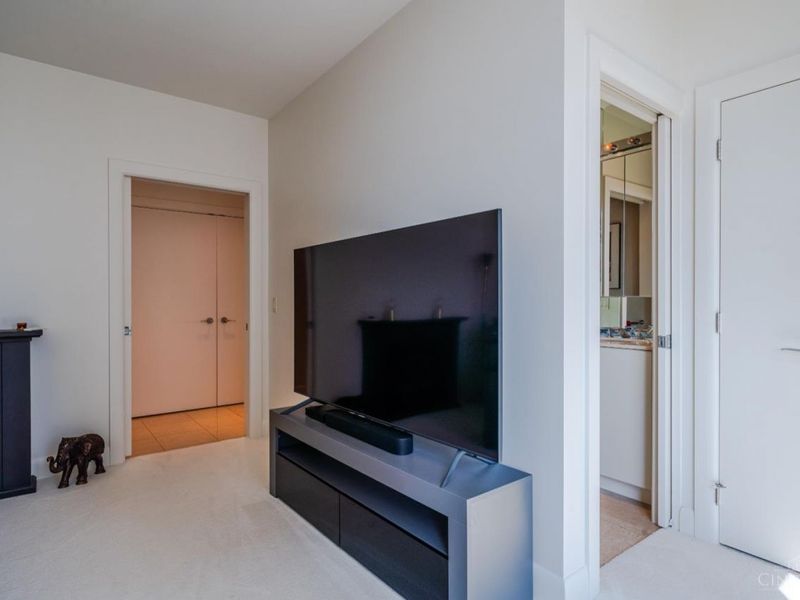 109 N Main Street, Unit 1400, Dayton, OH 45402 Photo 19