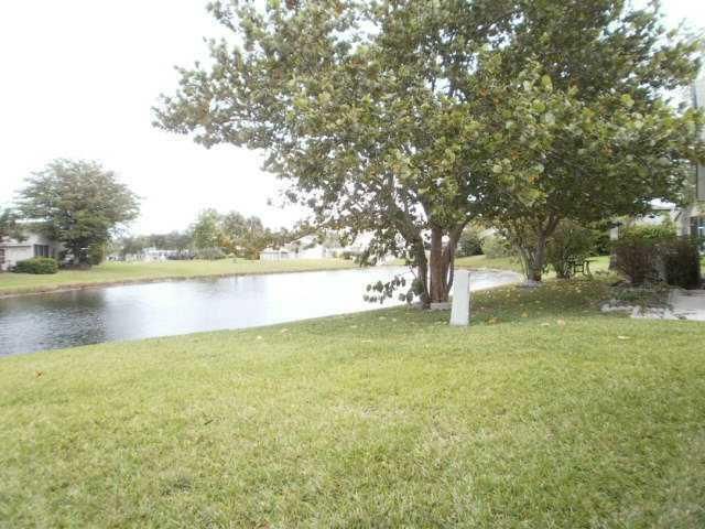 6365 Lansdowne Circle, Boynton Beach, FL 33472 Photo