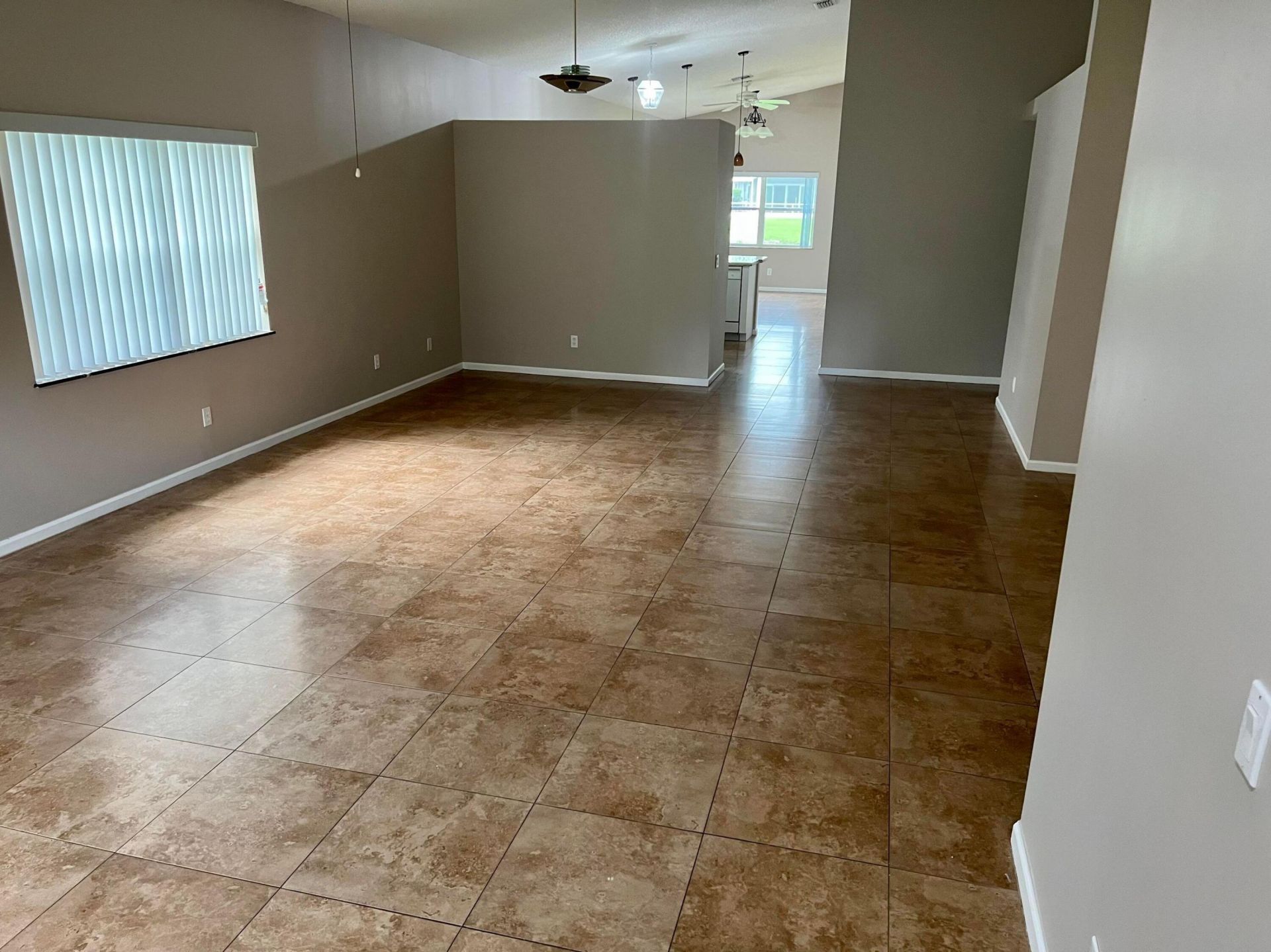 6365 Lansdowne Circle, Boynton Beach, FL 33472 Photo