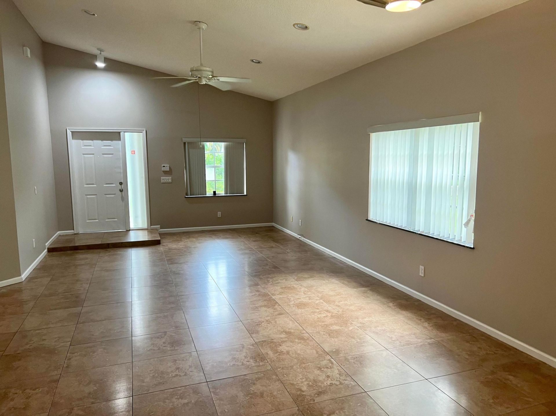 6365 Lansdowne Circle, Boynton Beach, FL 33472 Photo