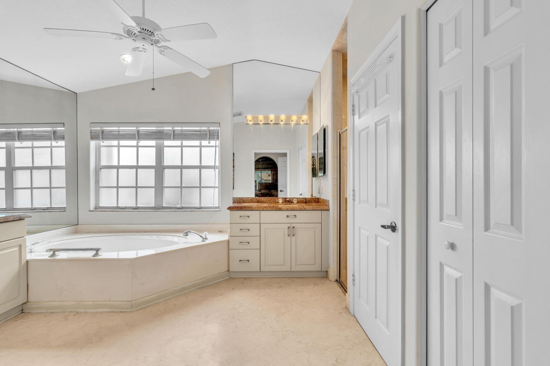 12316 Lakeridge Falls Drive, Boynton Beach, FL 33437 Photo