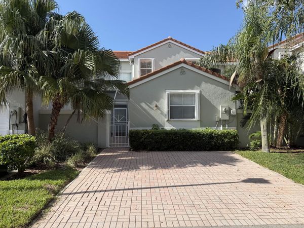 940 Doveplum Court, Hollywood, FL 33019