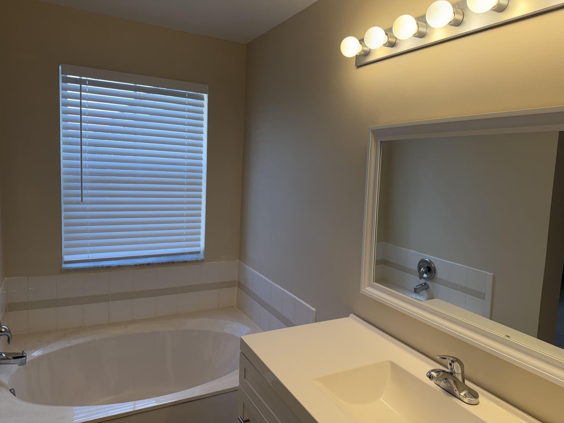 940 Doveplum Court, Hollywood, FL 33019 Photo