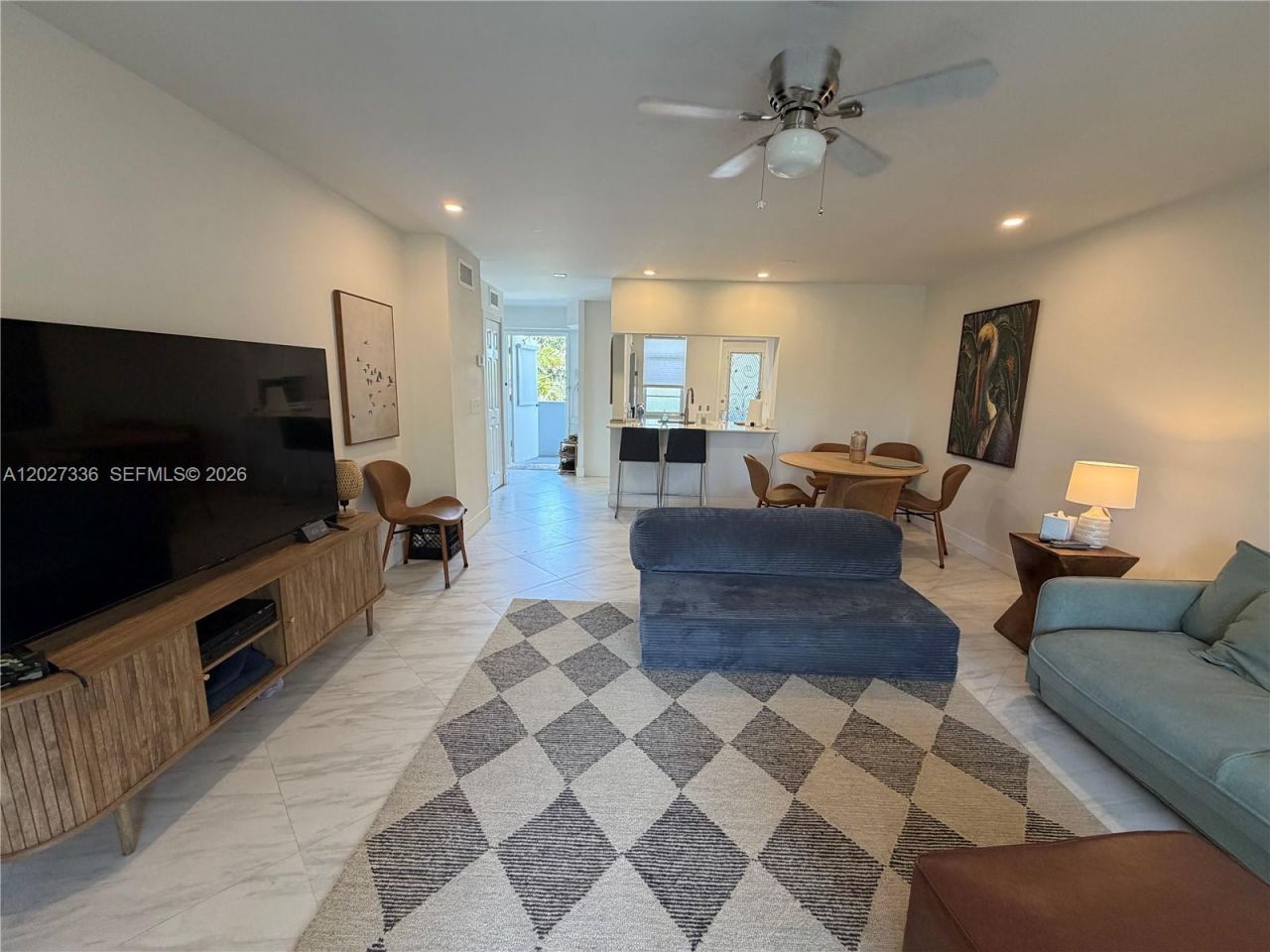 1000 NE 14th Ave, Unit 408, Hallandale Beach, FL 33009 Photo