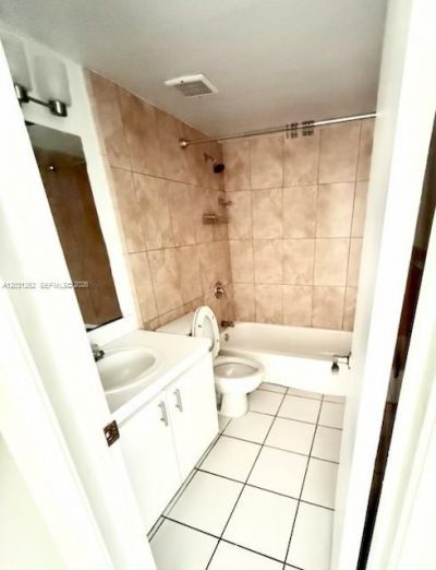 6175 W 20th Ave , Unit 302, Hialeah, FL 33012 Photo