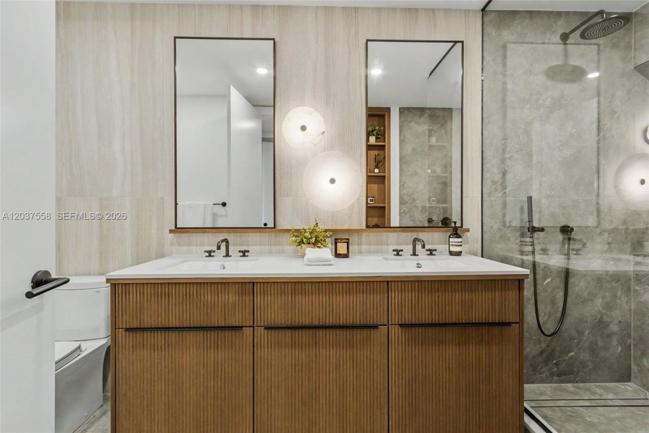 2200 Brickell Ave, Unit 220, Miami, FL 33129 Photo