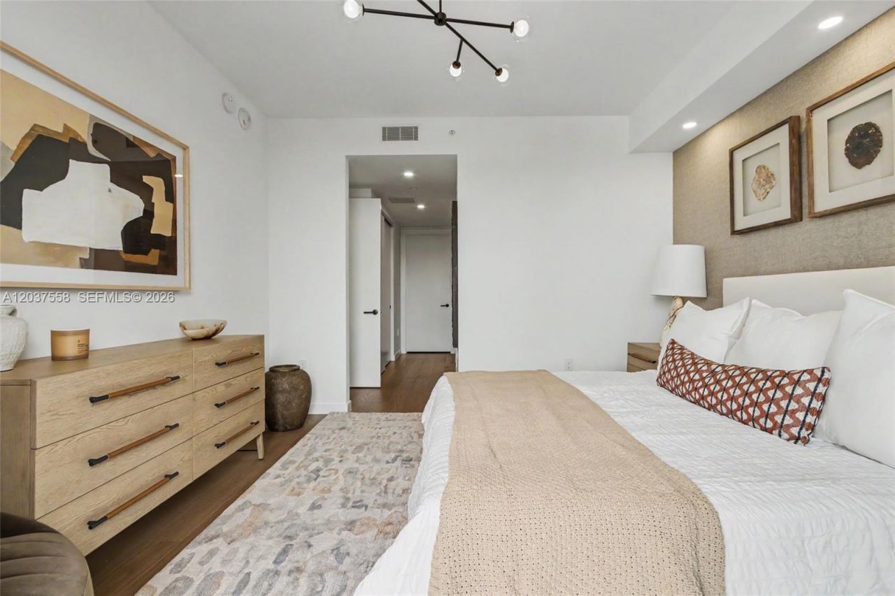 2200 Brickell Ave, Unit 220, Miami, FL 33129 Photo