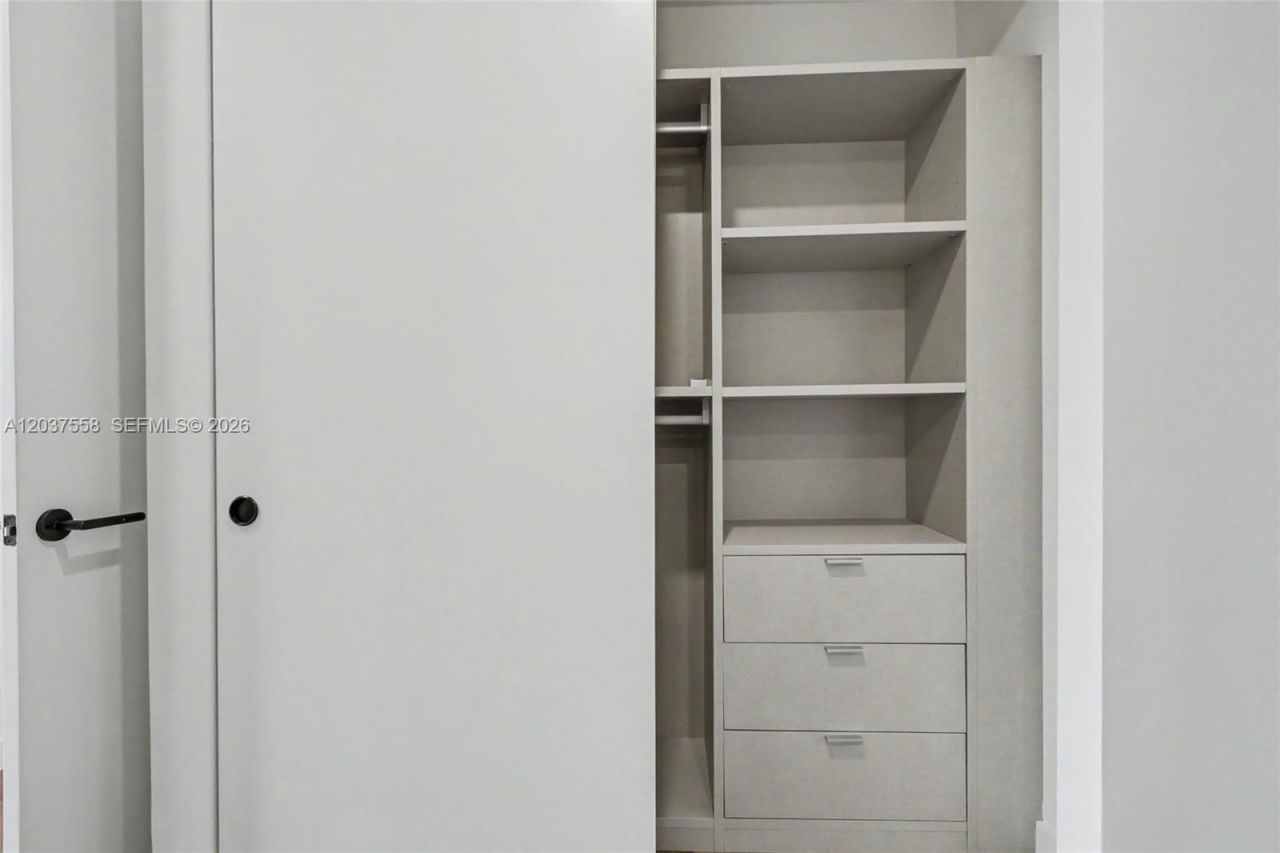 2200 Brickell Ave, Unit 220, Miami, FL 33129 Photo