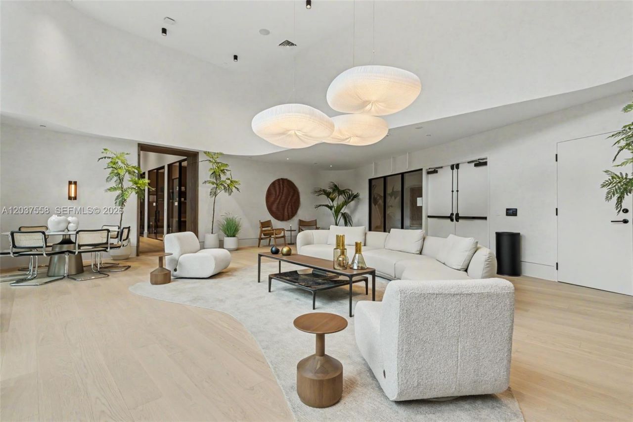 2200 Brickell Ave, Unit 220, Miami, FL 33129 Photo