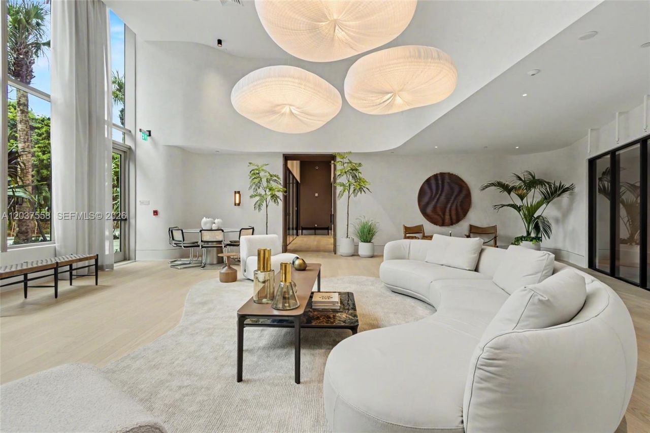 2200 Brickell Ave, Unit 220, Miami, FL 33129 Photo