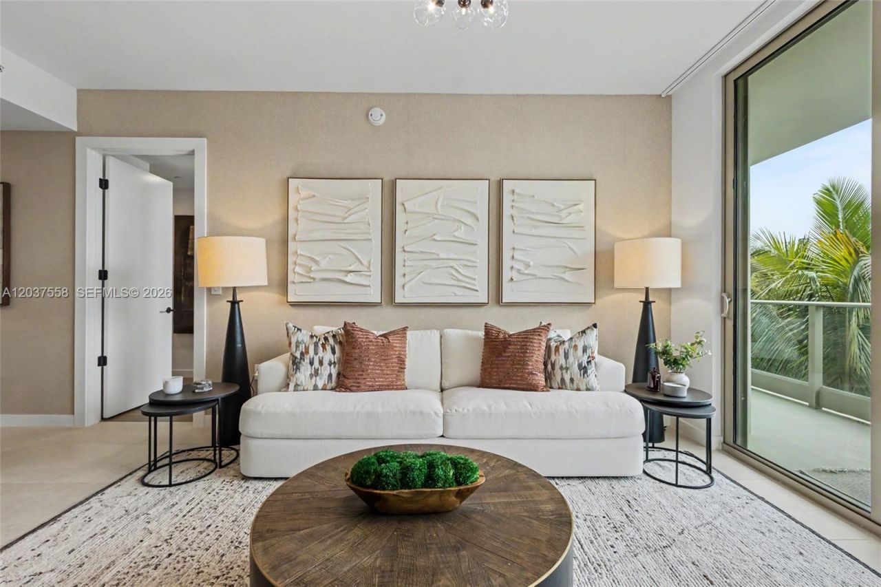 2200 Brickell Ave, Unit 220, Miami, FL 33129 Photo