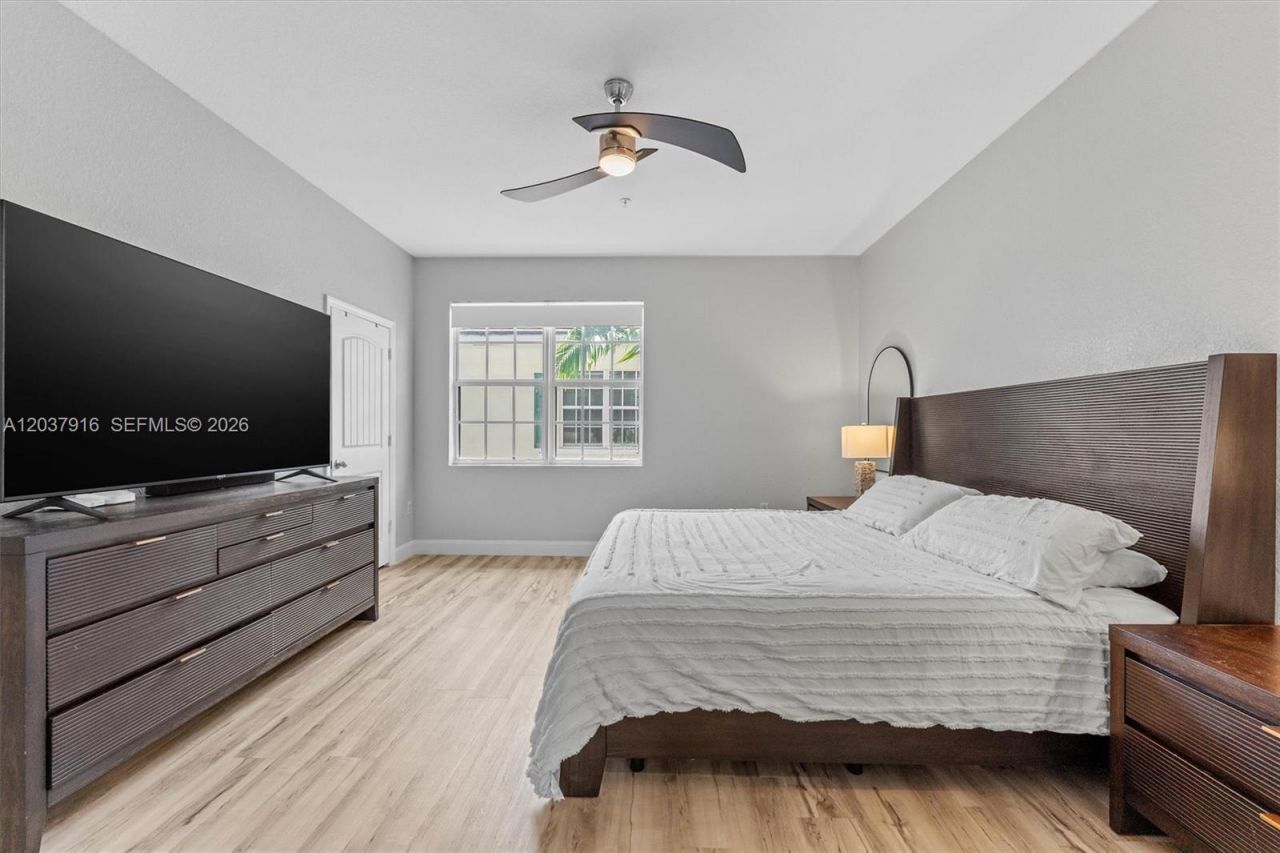 712 SW 2nd Way , Unit 712, Pompano Beach, FL 33060 Photo