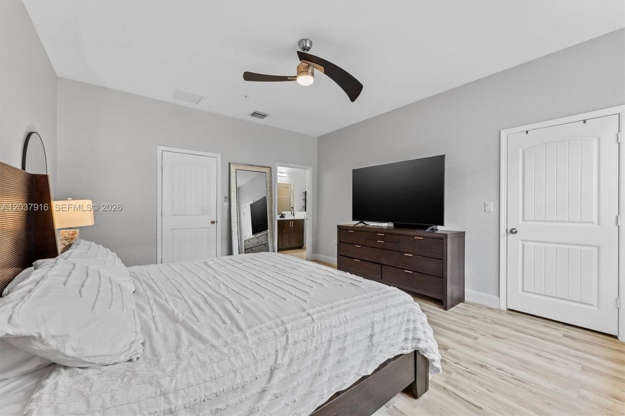 712 SW 2nd Way , Unit 712, Pompano Beach, FL 33060 Photo