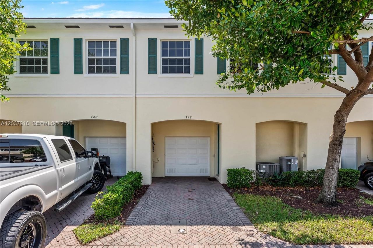 712 SW 2nd Way , Unit 712, Pompano Beach, FL 33060 Photo