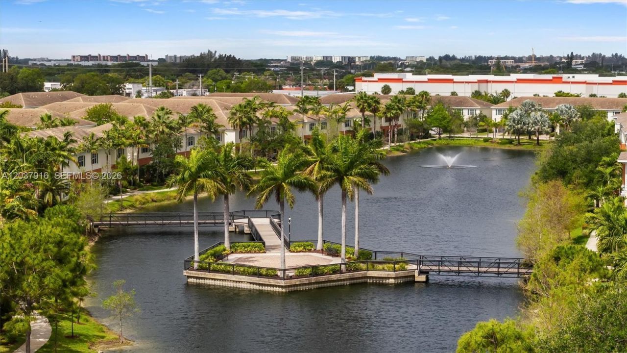 712 SW 2nd Way , Unit 712, Pompano Beach, FL 33060 Photo