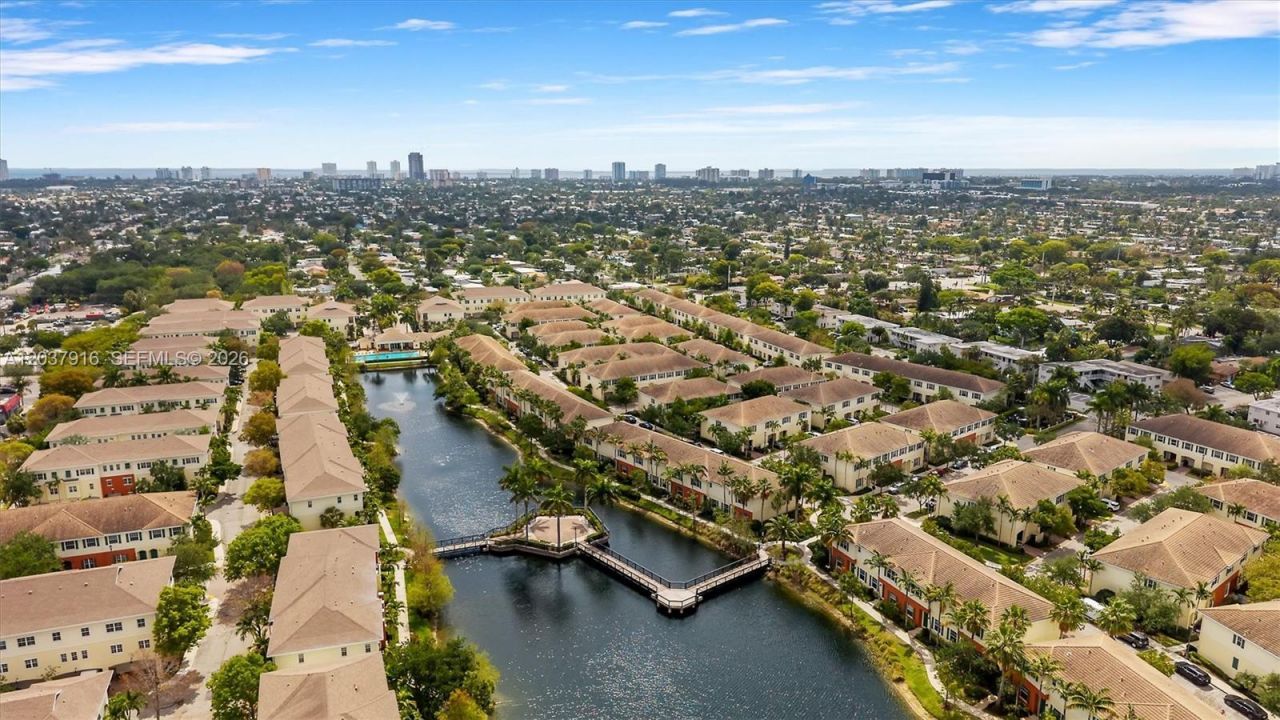 712 SW 2nd Way , Unit 712, Pompano Beach, FL 33060 Photo