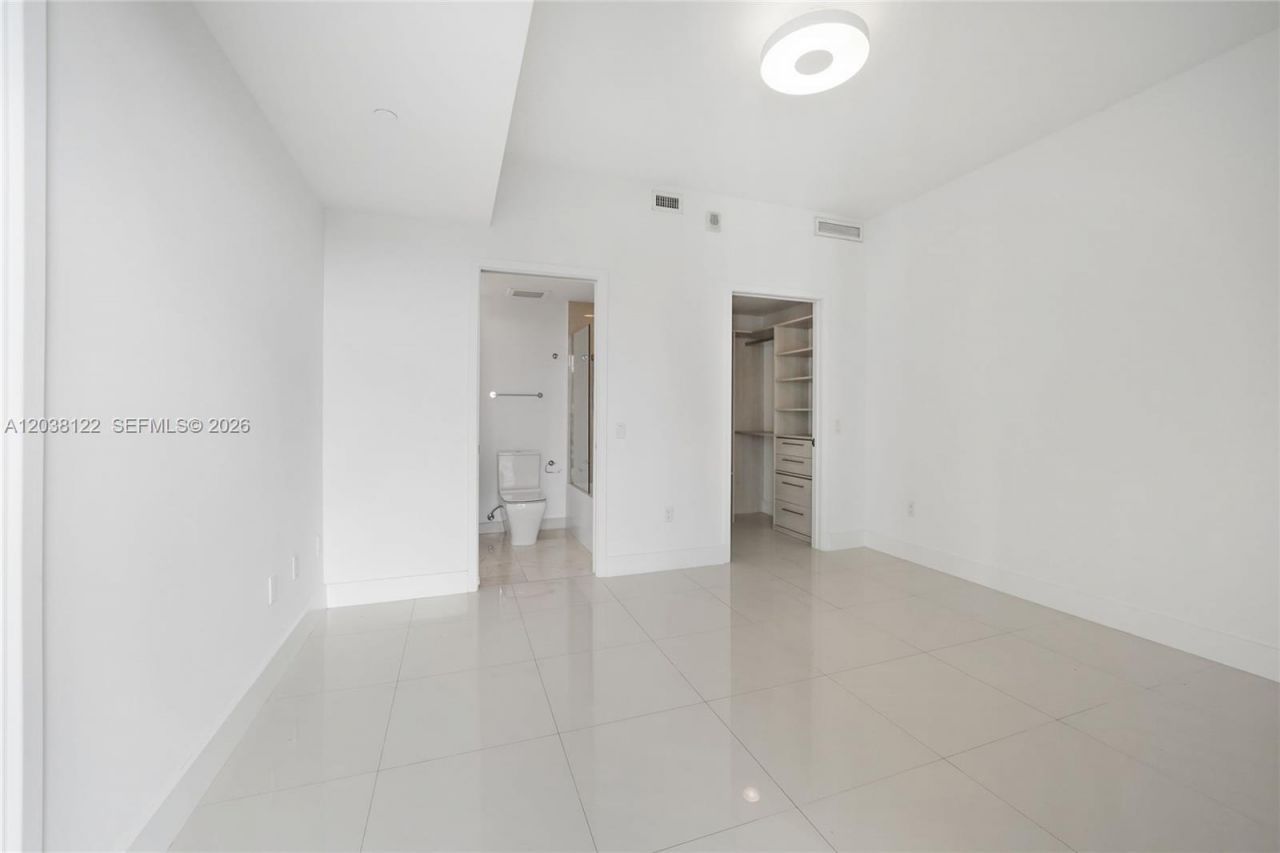 601 NE 27th St, Unit 1501, Miami, FL 33137 Photo