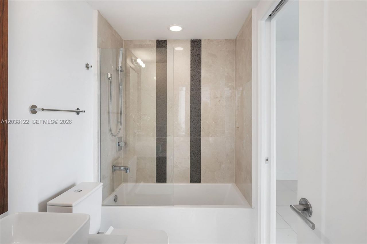 601 NE 27th St, Unit 1501, Miami, FL 33137 Photo