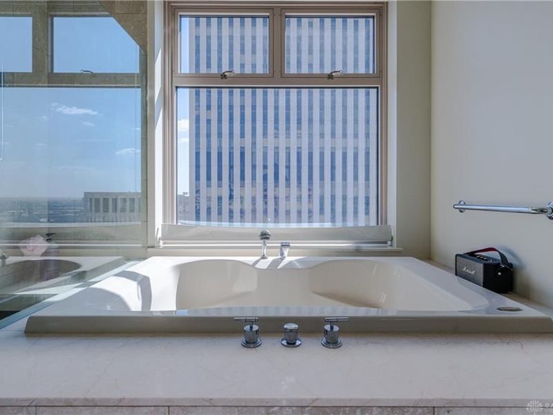 109 N Main Street, Unit 1400, Dayton, OH 45402 Photo 15