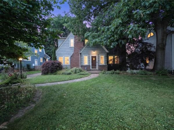 3008 Warrington Road , Shaker Heights, OH 44120