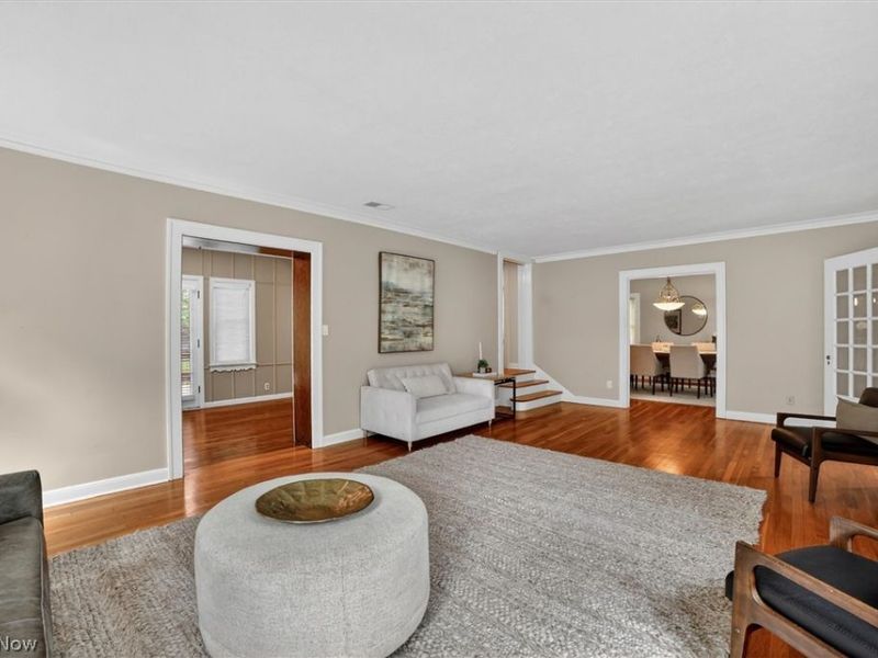 3008 Warrington Road, Shaker Heights, OH 44120 Photo 12