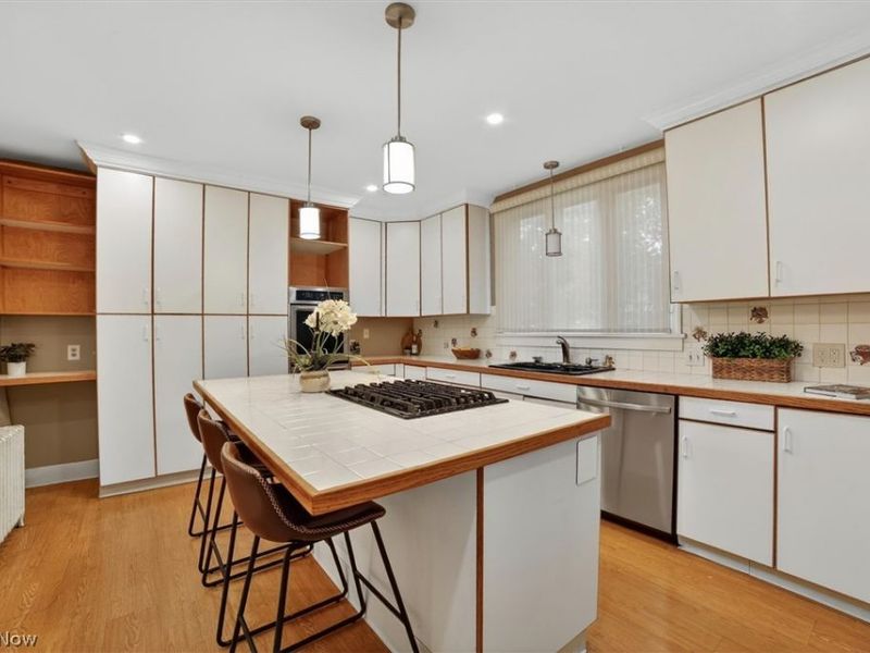 3008 Warrington Road, Shaker Heights, OH 44120 Photo 15