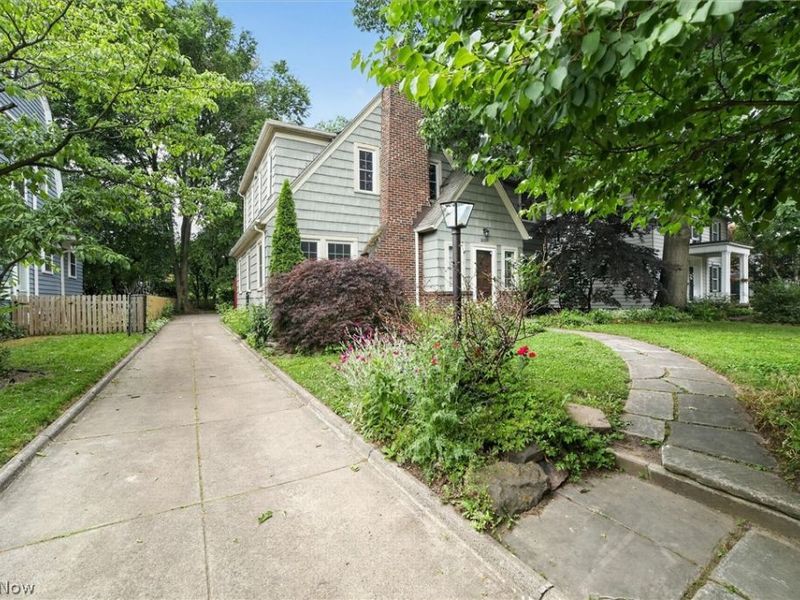 3008 Warrington Road, Shaker Heights, OH 44120 Photo 2