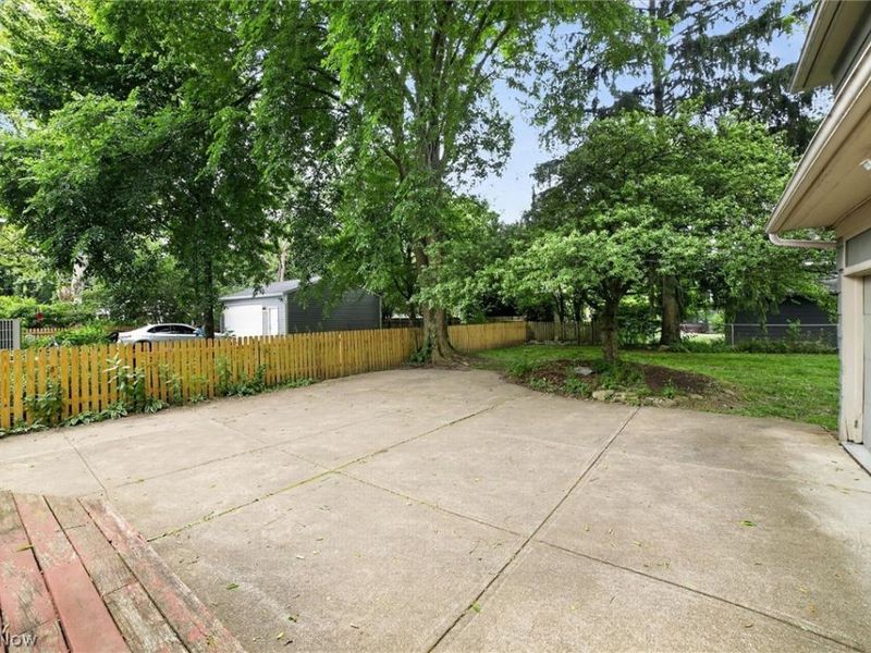 3008 Warrington Road, Shaker Heights, OH 44120 Photo 5