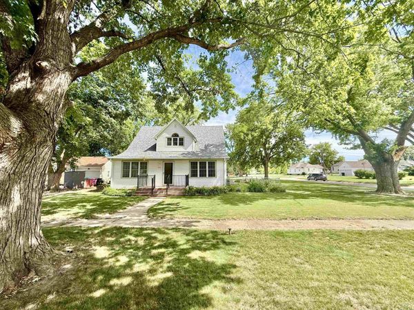 331 JACKSON ST, Moville, IA 51039