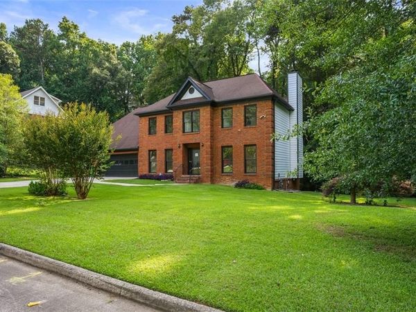 467 Orchards Walk , Stone Mountain, GA 30087